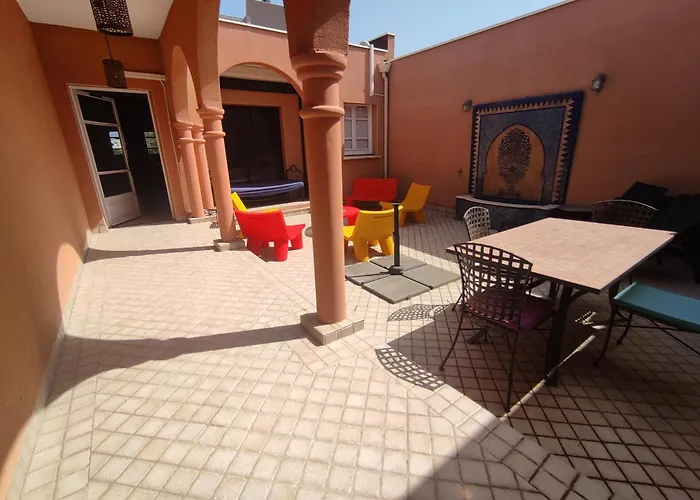 4, 3 Couple Only Au Village Naturiste Marockansk riad 3*